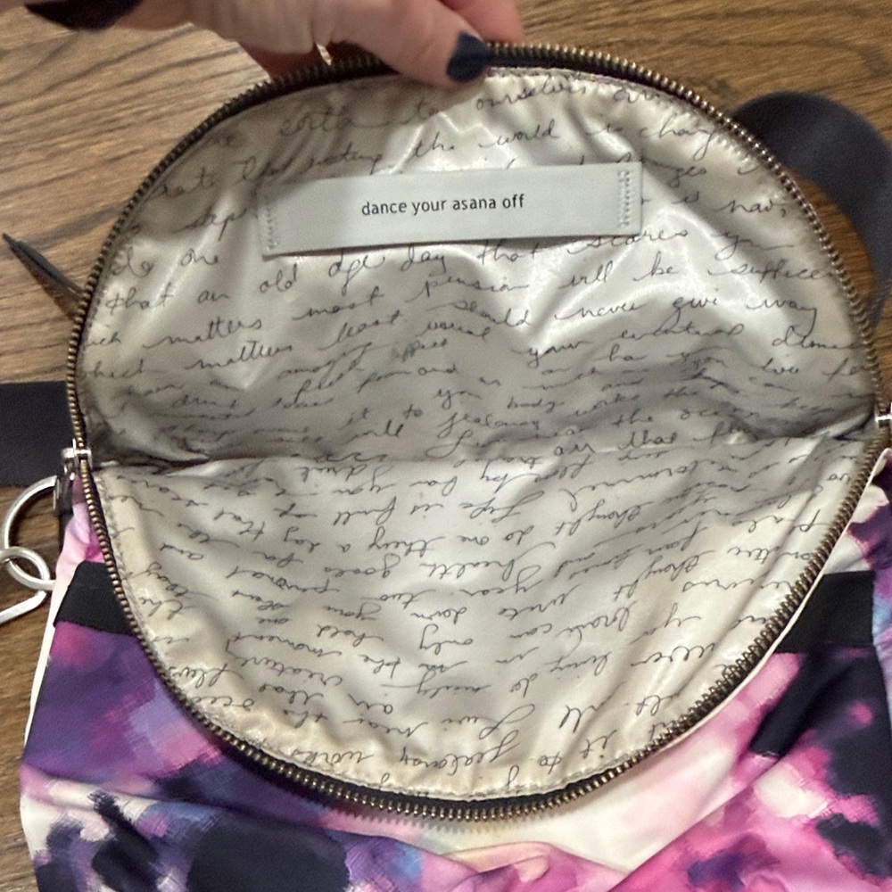 lululemon athletica Pink Purple Watercolor Crossbody Bag - Picture 4 of 4